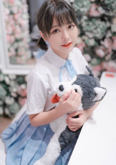 拥抱星星的月亮