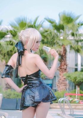 家有蛇仙美貌妻