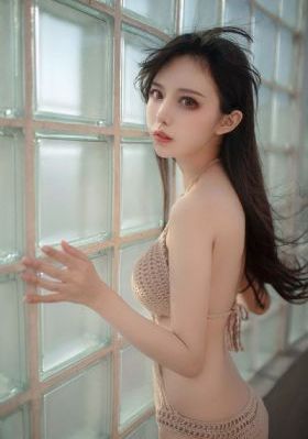 素描少女